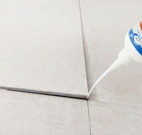 三明瓷砖空鼓维修公司分享卫生间瓷砖脱落的原因可能有以下几点